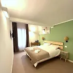 & Art Guest house 3*