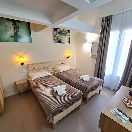 Guest house & Art