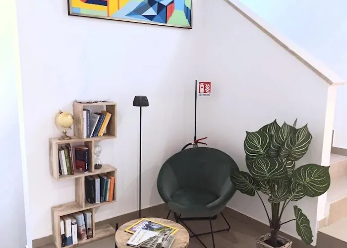 & Art 3* בולוניה